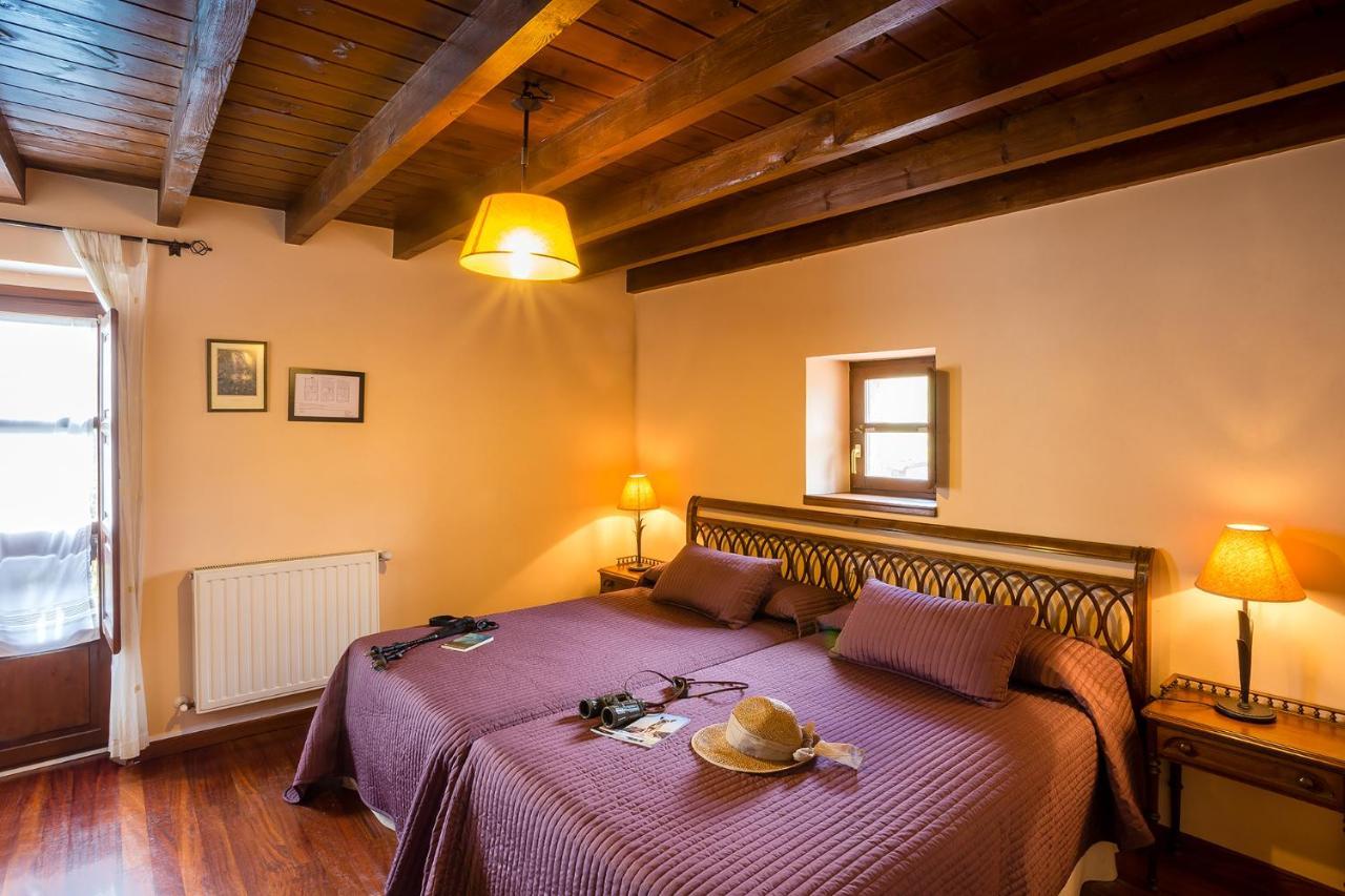 Casas Rurales Pandesiertos Cangas de Onis Exterior photo